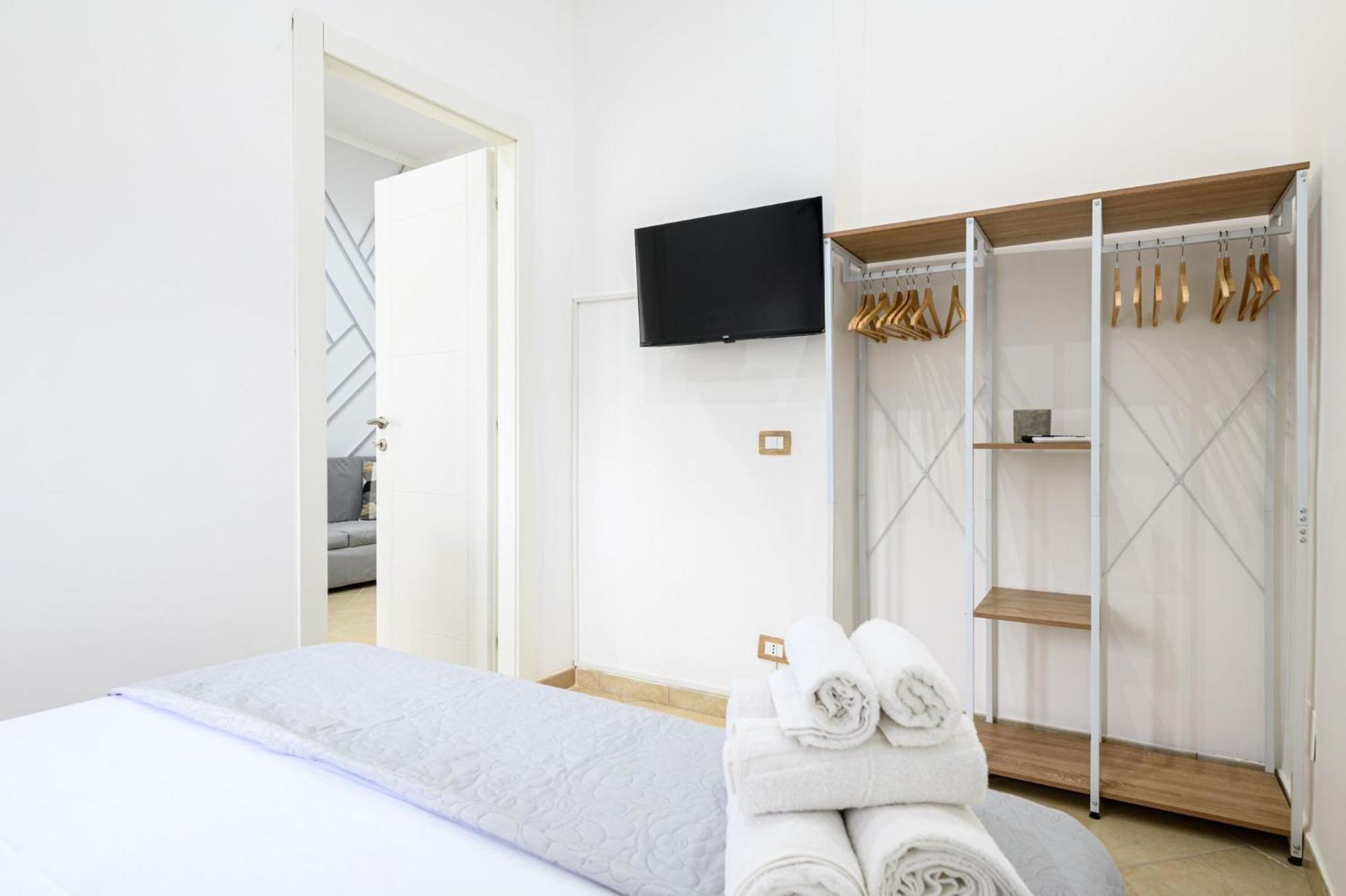 Giordano Suite Center Neapel Exterior foto