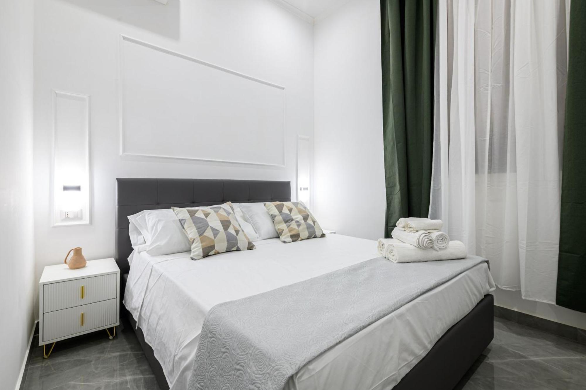 Giordano Suite Center Neapel Exterior foto